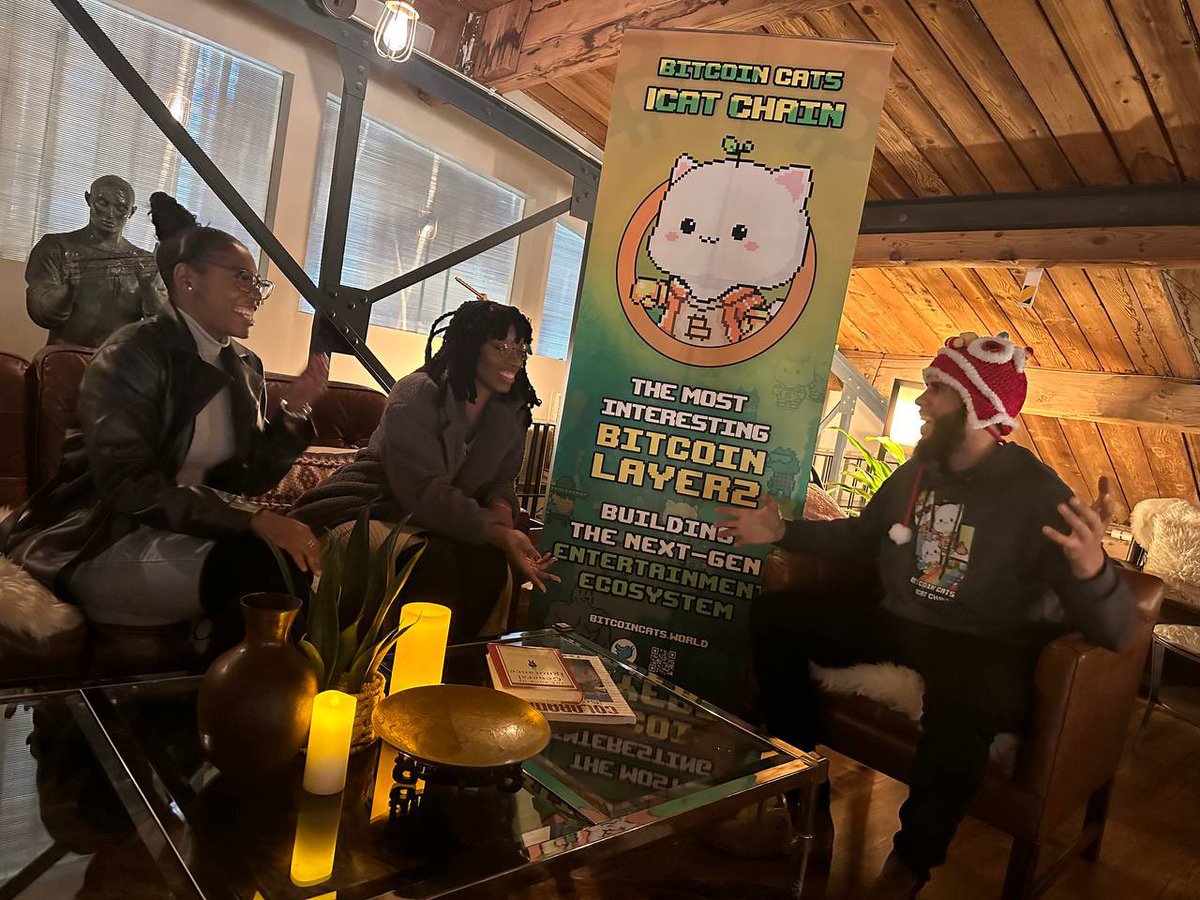 BitcoinCats1Cat's tweet photo. 🥳 Having a great time at #ETHDenver!

Met lots of awesome people and established many partnerships. Can't wait to see how we all grow together in the future! 🚀🚀

#BitcoinCats #1CAT #1CatChain 🐱 https://t.co/S13lhISEGj