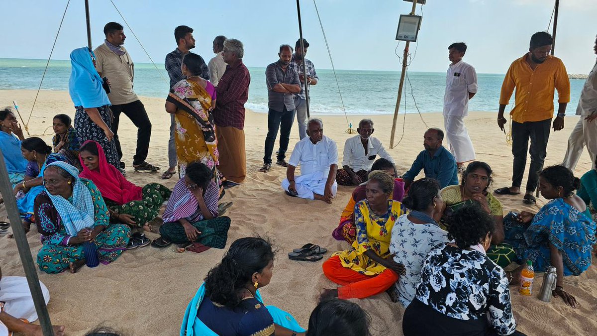 VtGomat1's tweet photo. .மதுரை-கன்னியாகுமரி இரட்டை ரயல் பாதை #HBDPonnar https://t.co/wS4e2SMYl8