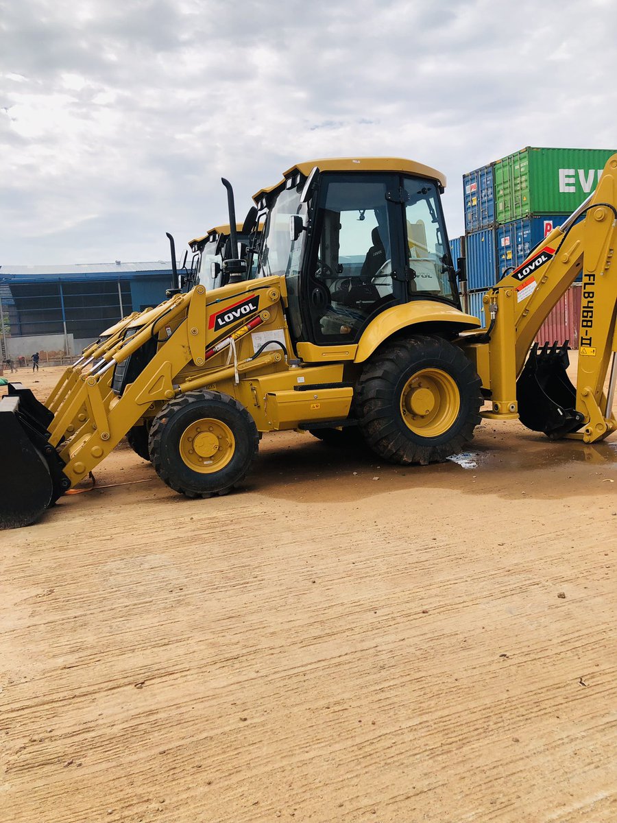MNambwayo's tweet photo. @wekesa_amos @Ugandalodgesltd Anything heavy machinery or equipment 
WhatsApp or call +256775951347 https://t.co/GpuQ9Iefds