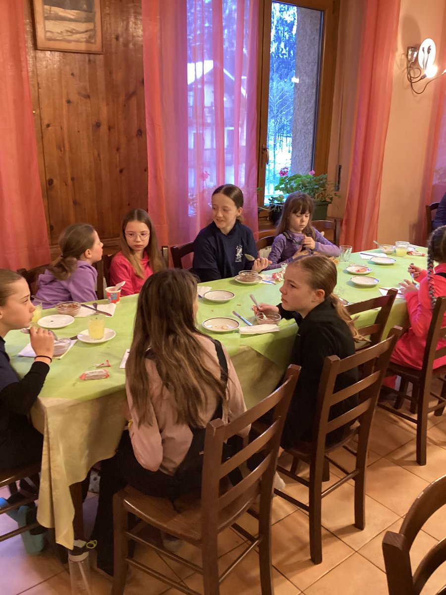 stmonicasbootle's tweet image. Children enjoying breakfast this morning, fuelling for a busy day of skiing and snowboarding.