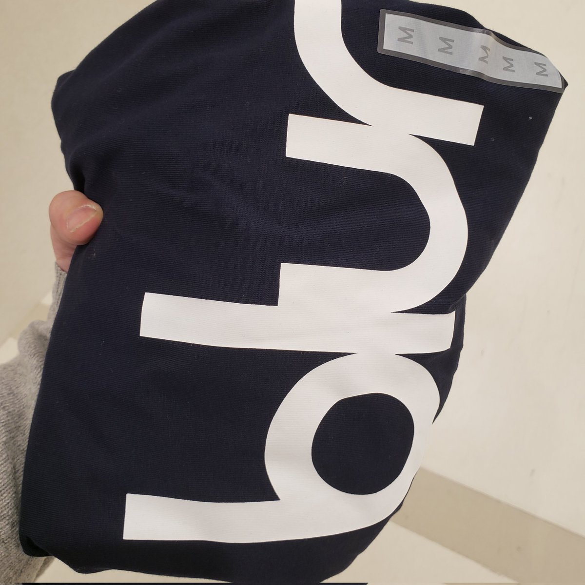 「GUでバンドTシャツ買いました 」|加藤カトヲより愛をこめてのイラスト