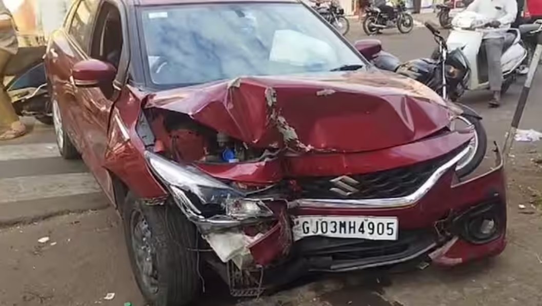 Watch | Absolutely freak car accident in Rajkot leaves 3 injured