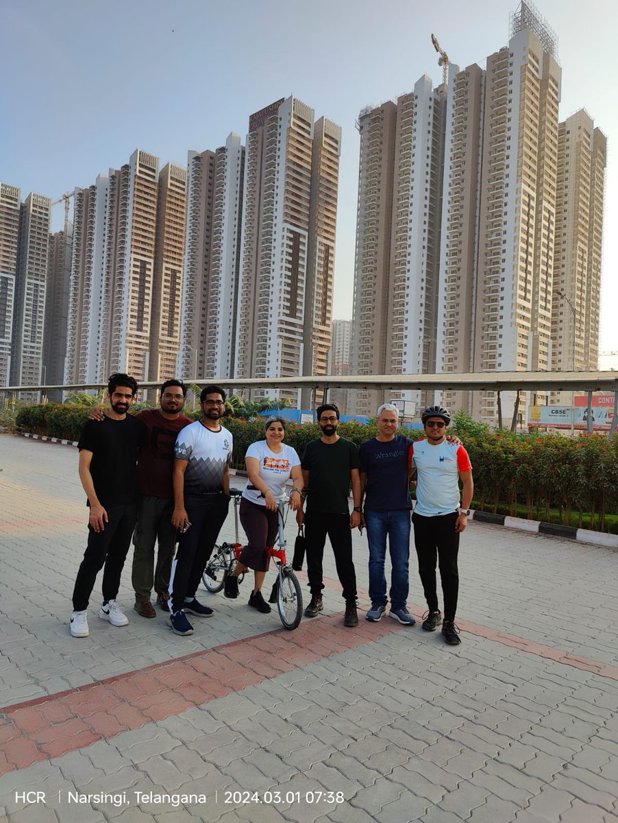 SarikaPanda's tweet photo. Had a wonderful experience cycling with few friends in the newly built cycle track in Hyderabad today. Thanks to @sselvan @Ravi_1836 @HydcyclingRev the vibrant cycling community. Kudos to the city for promoting a healthier and greener lifestyle! 🌳 #ActiveCommuting 🚲 https://t.co/DSuFpaMzHh