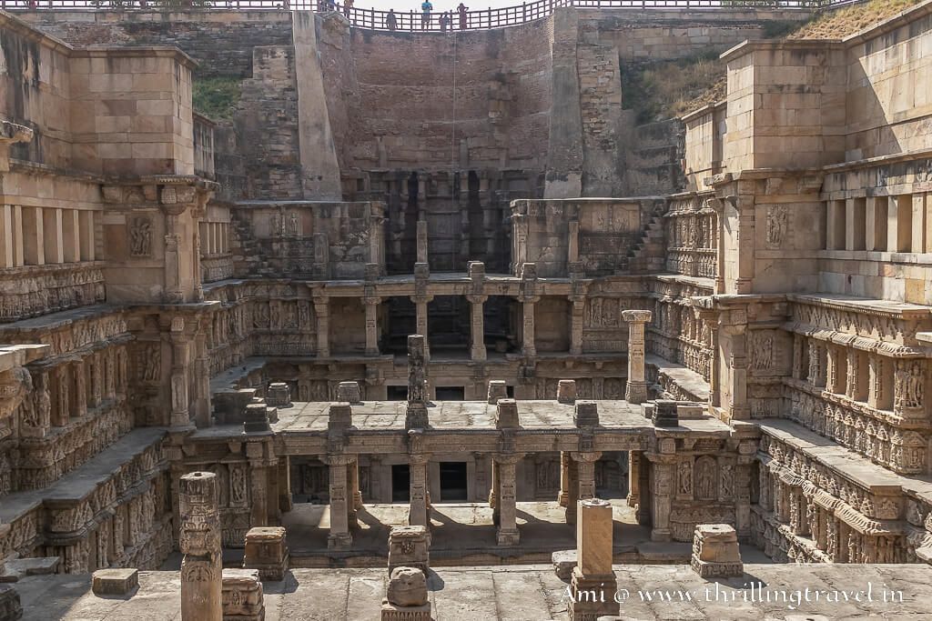 Get ready to be mesmerized by the enchanting Rani Ki Vav Patan! This UNESCO World Heritage Site in Gujarat is a stunning tribute from a Queen to her King. Don't miss out on exploring its ornate beauty! buff.ly/3t6fwSq #ThrillingTravel #UNESCO #HiddenGems