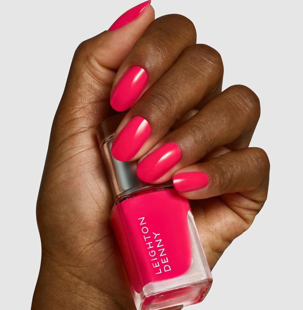 Live Wire 💗 A hot neon pink from the new in @leightondennynails Electric Neon Collection.

The Leighton Denny Electric Neon Collections allows us to add a pop of colour, even on the gloomiest of days! 

✔️ Vegan Friendly and Cruelty Free

Shop now on Nail Polish Direct 💗 #npd