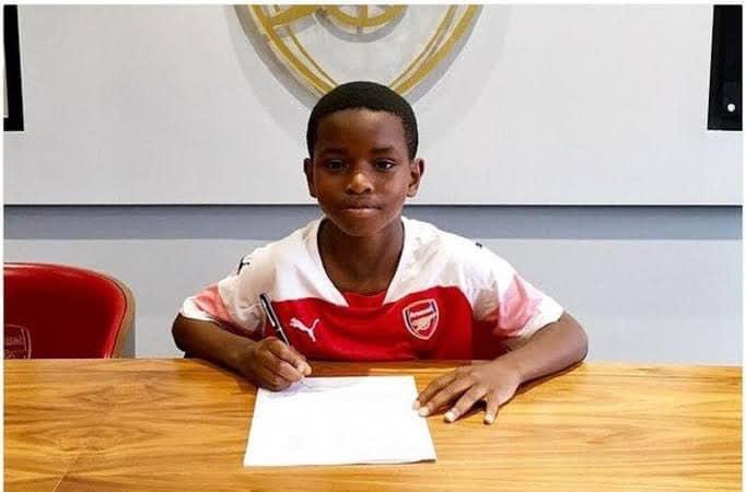 Iorlaha_Dave's tweet photo. Arsenal Football Club🔴⚪ really catching Nigerian🇳🇬 young promising lads very young👨‍👧‍👦.

▪️🇳🇬Munnir Muhammed - 9-year-  old
▪️🇳🇬Asher Oyelekan - 9-year-old
▪️🇳🇬Jayden Adetiba - 9-year-old
▪️🇳🇬Jaxe Egbuson - 10-year-old
▪️🇳🇬Nefeye Osazee - 13-year-old https://t.co/N1JBwAwJEH