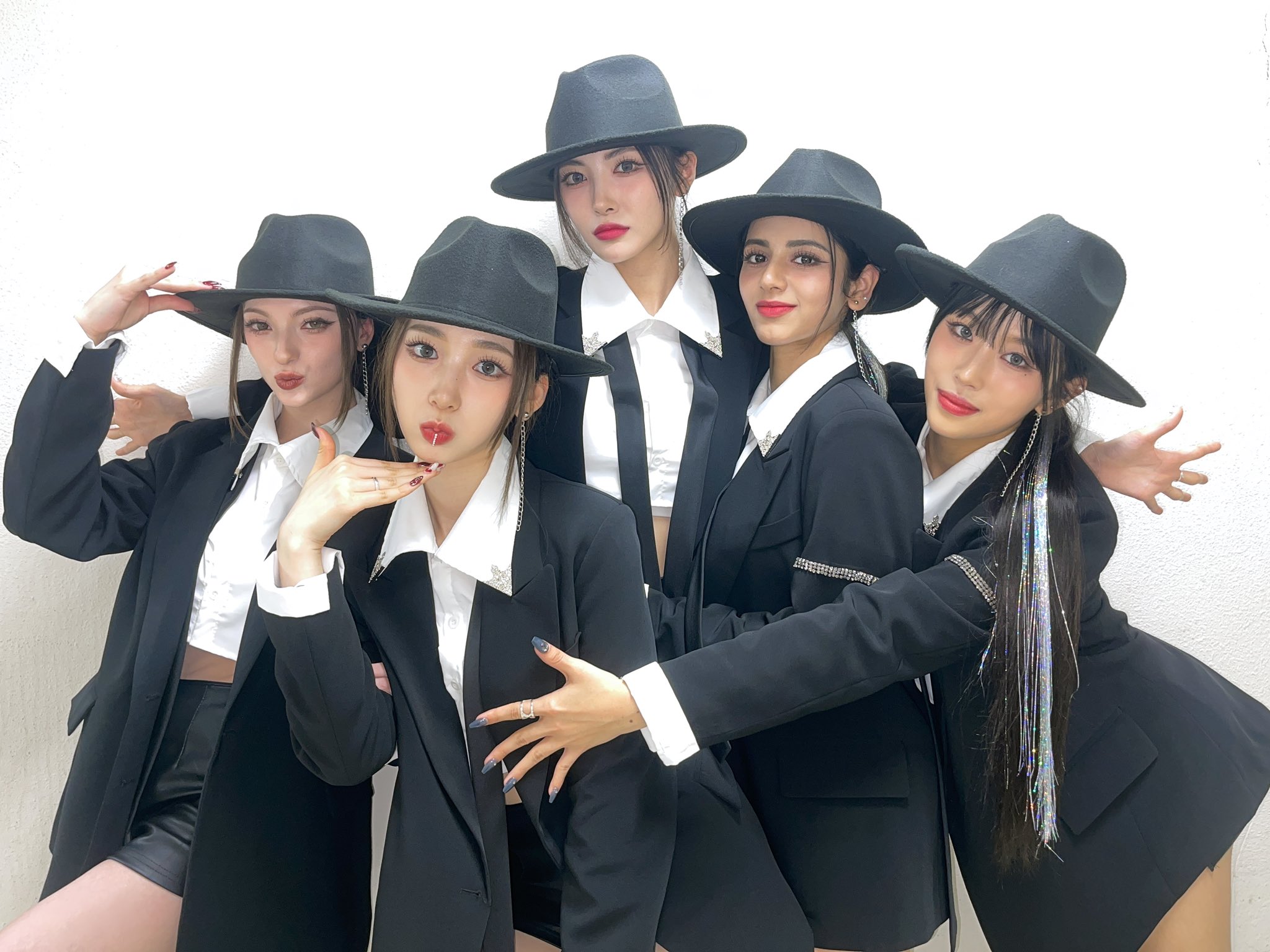 GHkUr73bMAAbJGg?format=jpg&name=large