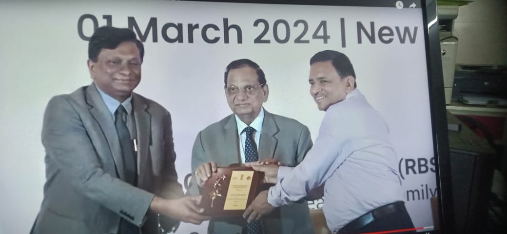 Happy to share that #Odisha has been awarded at the National level for identification & treatment of highest number of birth defect cases among children by @MoHFW_INDIA today at New Delhi.