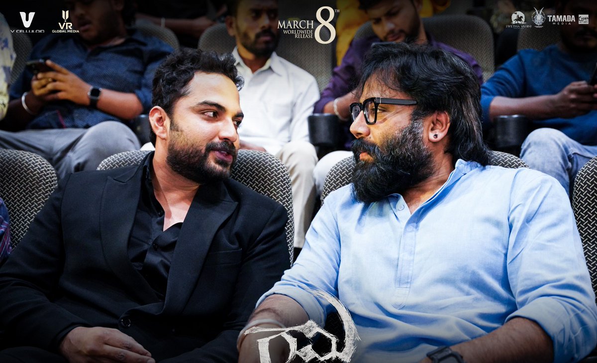 sribalajivideos's tweet photo. Pics from Grand Show Reel Trailer Launch Event of #Gaami 🤩💫Grand release worldwide on March 8th 🧿
#VishwakSen #SandeepReddyVanga #ChandiniChowdary #KarthikSabaresh #NaniV #MGAbhinaya #NareshKumaran #Vishwanath #SyncCinema #VCelluloids #UVCreations #SriBalajiVideo https://t.co/znyl9cOu7Z