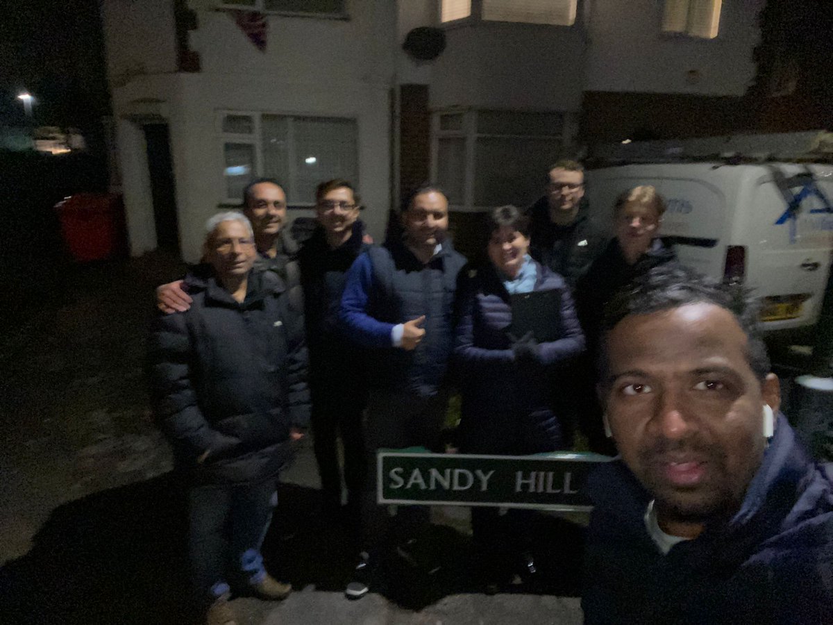 Another great campaign session in #Solihull Shirley , very positive and encouraging response from local residents to support our future plans for Shirley #solihullborough. @18DanielJM