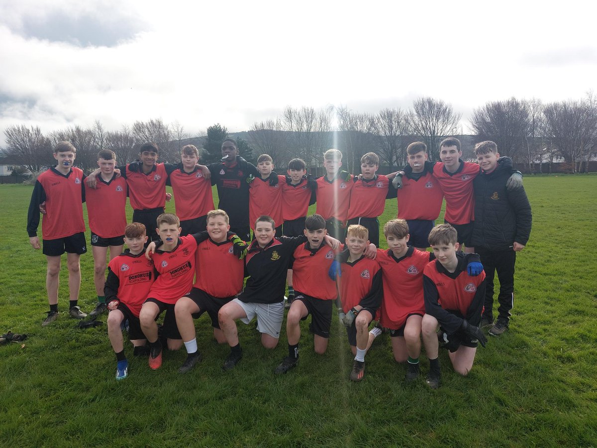 Our 1st year Gaelic football boys team who won against a gallant Firhouse CC and a strong Kingswood CC team to progress in the 1st year tournament. Well done lads! 👏 @LccAssoc