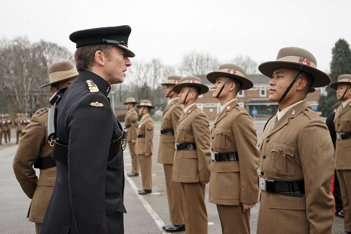 Royal Signals tweet media