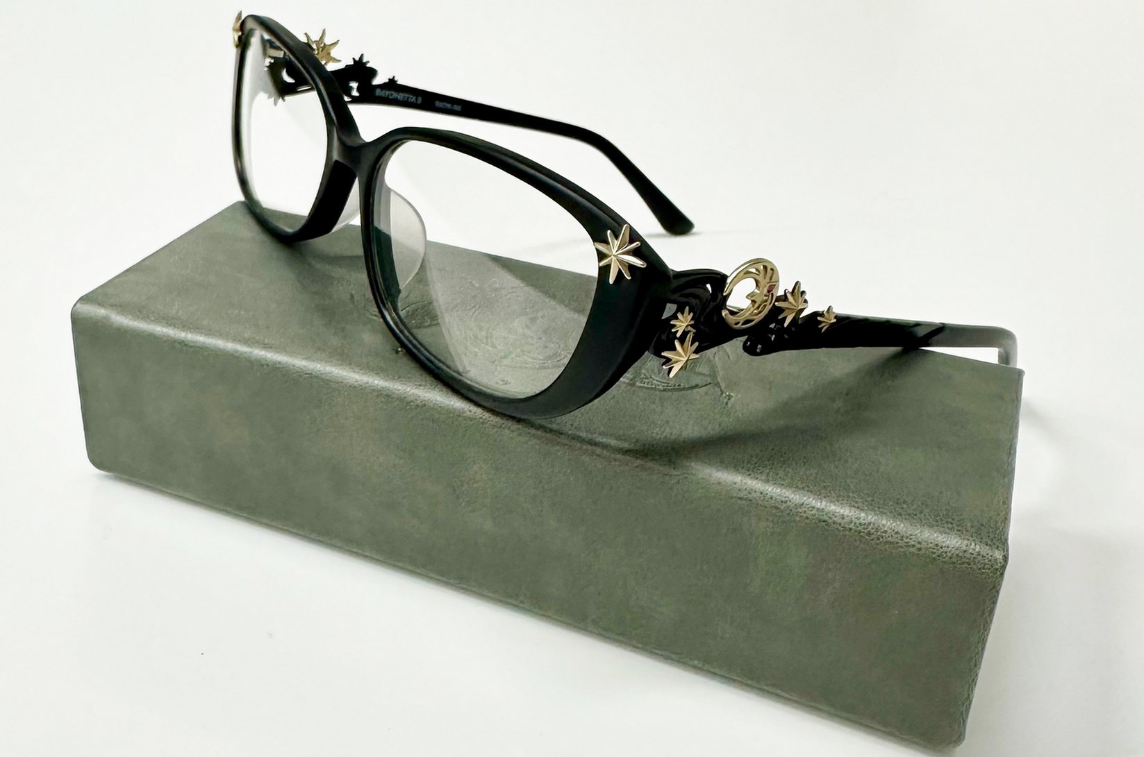 ベヨネッタ 2.3 まとめ売り Bayonetta 3 Bayonetta Glasses 13% OFF - Tokyo Otaku Mode (TOM)