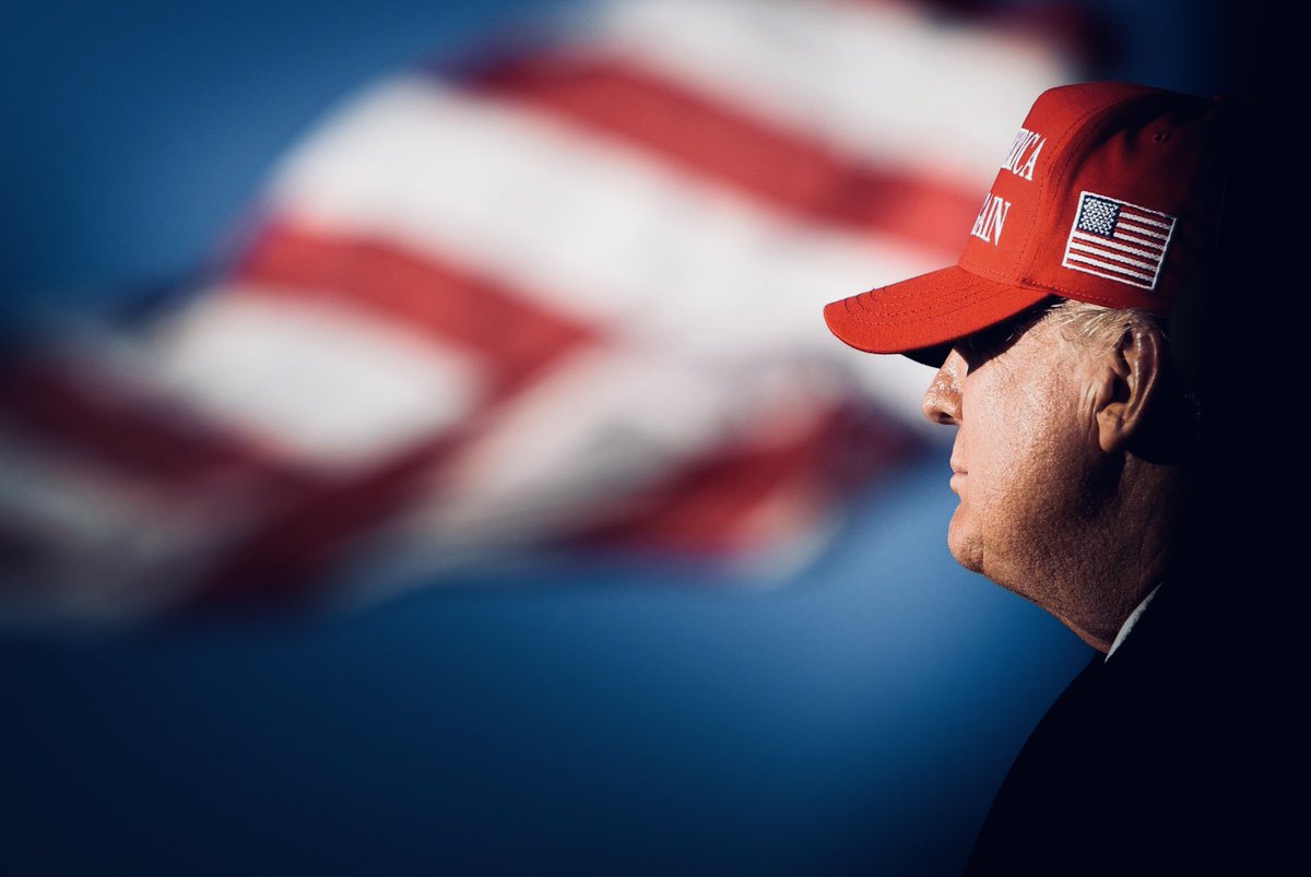 #سیرک_انتخابات نگاییدم.
اینجا مردم منتظر پیروزی این آقا هستن.
#Trump2024
#Fuck_biden