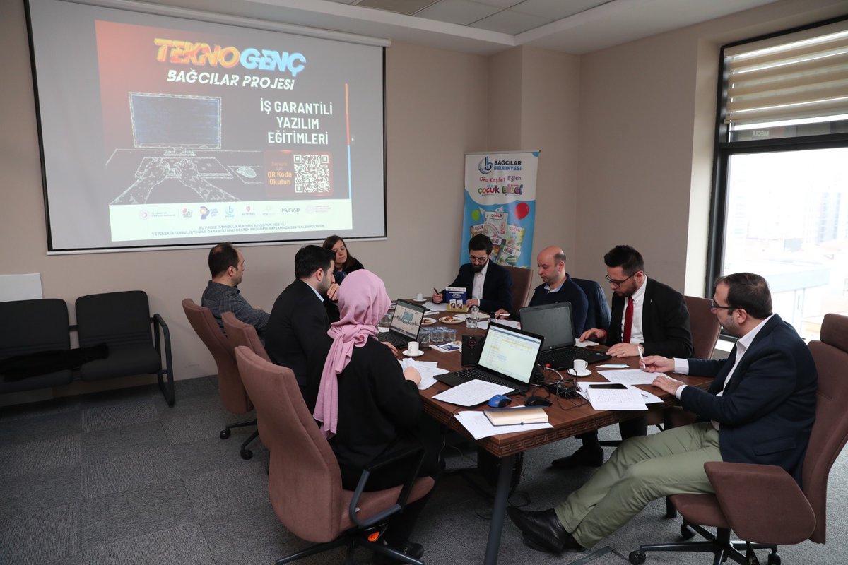TEKNOGENÇ Bağcılar Projesi kapsamında Bağcılar Belediyesi,Bağcılar İlçe Milli Eğitim Müdürlüğü,İstanbul Kalkınma Ajansı,MÜSİAD ve Altunbaş Üniversitesinin katılımıyla mülakatlarımız hız kesmeden devam ediyor.