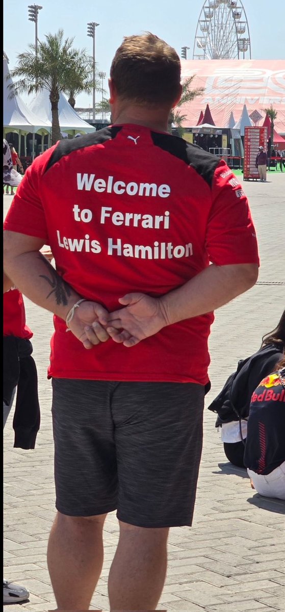 I can’t 😭❤️ Ferrari fans really welcoming Lewis as their own. 
ItalyGP is going to be insane this year #F1