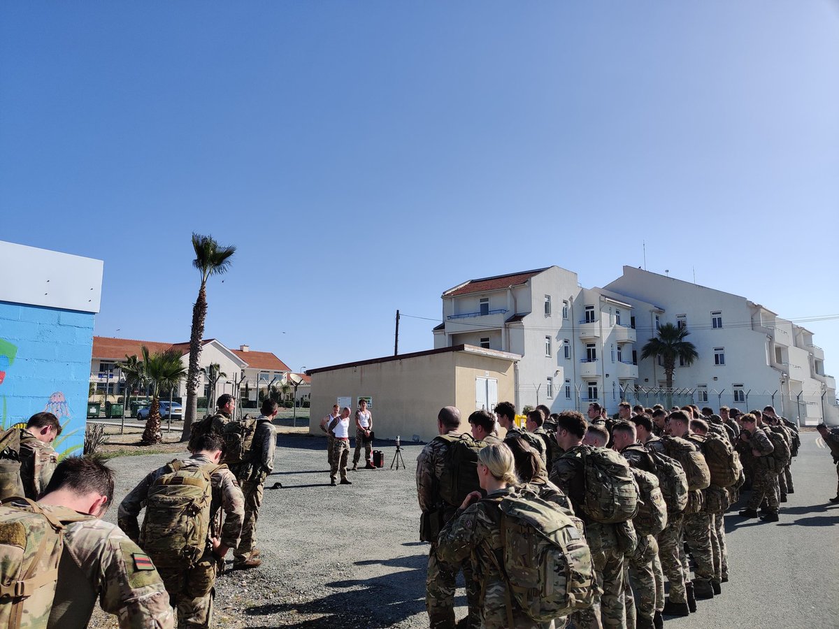 #1RiflesChallenge This week the Bn conducted an infamous test for every Infanteer. 3 miles 20kg Under 31 minutes The most notorious event at @IBSBrecon. But here in Cyprus we traded the never ending hills for beach views and scorching sun. @bfcyprus @RiflesRegiment