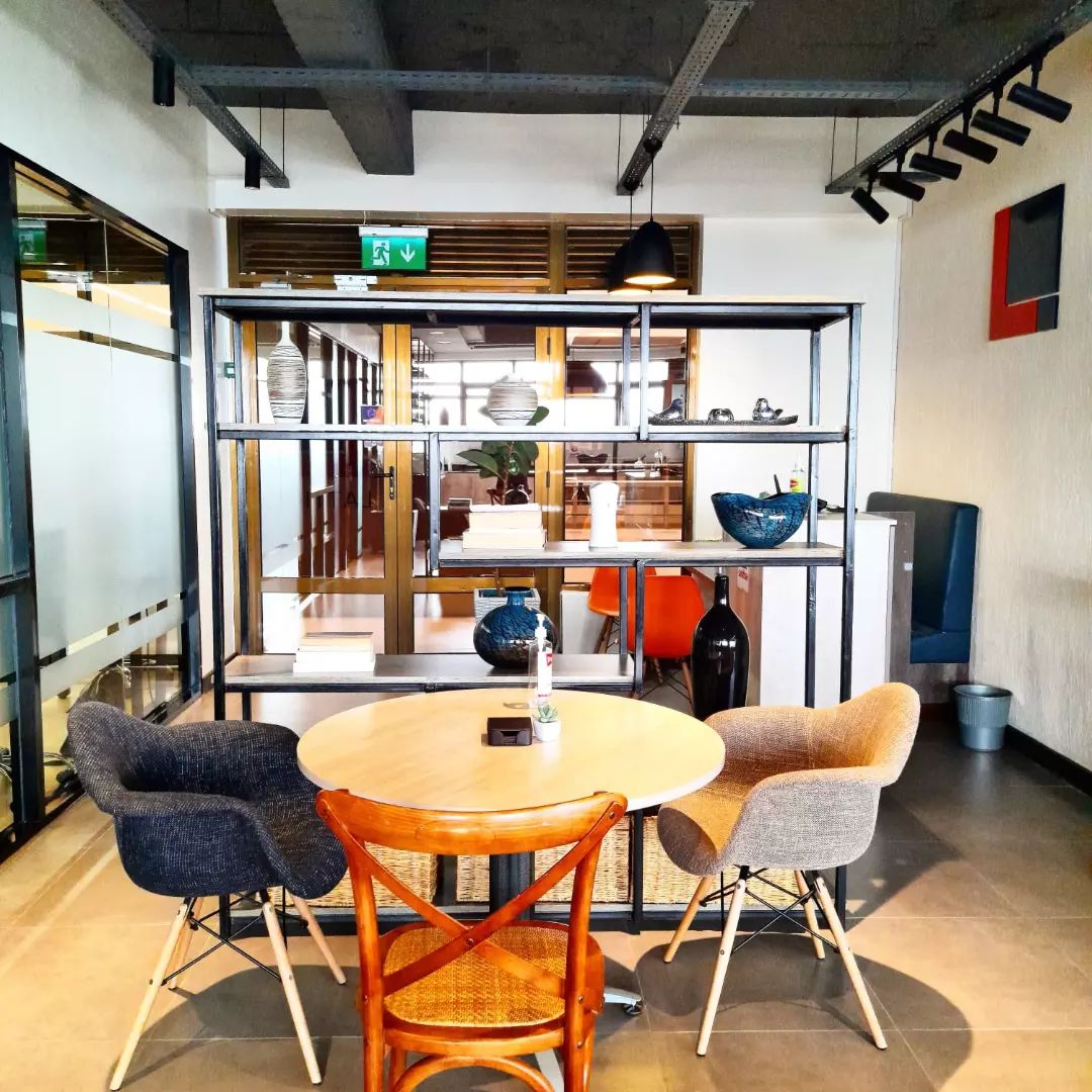 Where comfort and productivity collide.
🚀 Experience a workday that suits your style in our cozy working space .

#latticecommunity #coworkingNairobi #TGIF #workspacefreedom