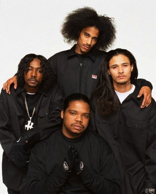 ParisEighty's tweet photo. My favorite Bone Thugs song is... https://t.co/QYWCfjcCUk