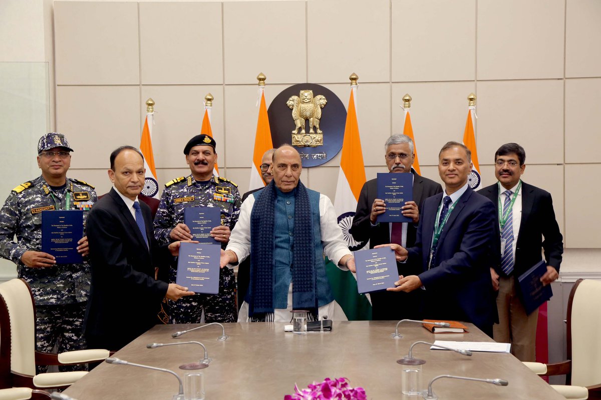 As part of ‘Aatmanirbharta in Defence’ and to further boost Make-in-India initiative, the Ministry of Defence (MoD) today signed five major capital acquisition contracts worth Rs 39,125.39 crore in New Delhi. The Contracts were exchanged in the presence of Raksha Mantri Shri
