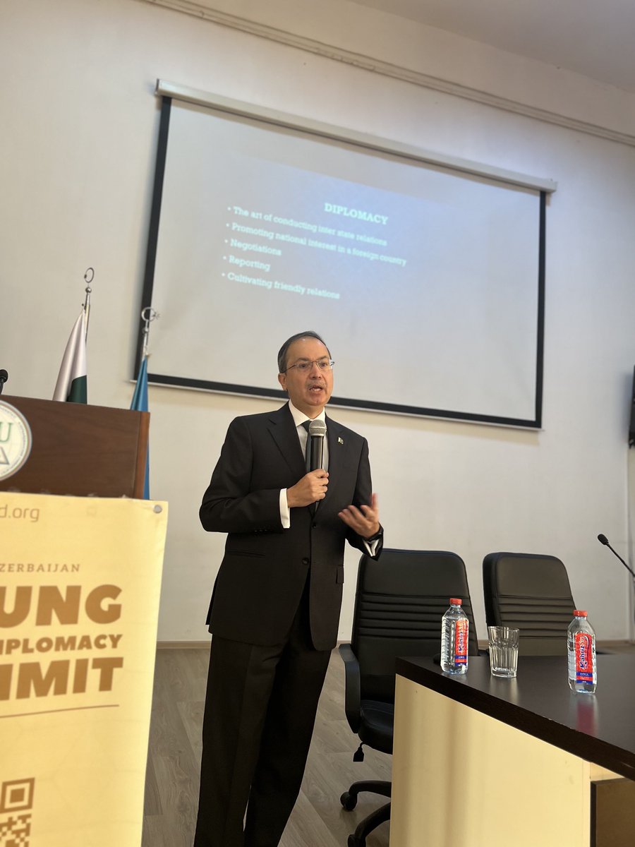 PakinAzerbaijan's tweet photo. Amb⁦ BilalHayee⁩ today delivered key note speech at Young Public Diplomacy Summit held in ADU, Baku. Young activists from Pakistan, Azerbaijan, China, Russia, CARs and Europe attended and interacted with Ambassador. ⁦⁦⁦@PkPublicDiplo⁩ ⁦@PakCultureBaku⁩ https://t.co/nwcPhdYCQP