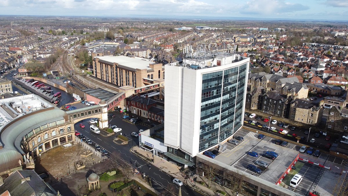 Property company <a href="/RushbondPLC/">Rushbond</a> has acquired a landmark office building in the centre of Harrogate

insidermedia.com/news/yorkshire…