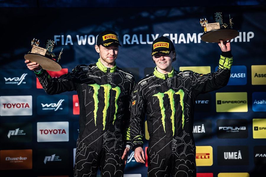 FORUM8 International tweet media