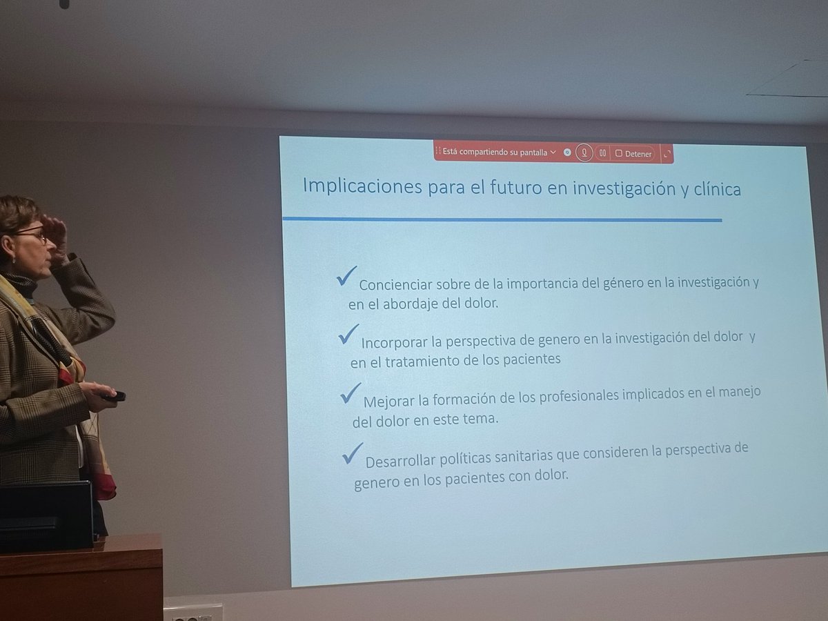 SocCatDolor's tweet photo. Hemos de seguir investigando y concienciando a los profesionales y gestores sanitarios en la diferencia patente del #dolor crónico y género.@SocCatDolor @mujerydolor https://t.co/5wmqeQr8M8