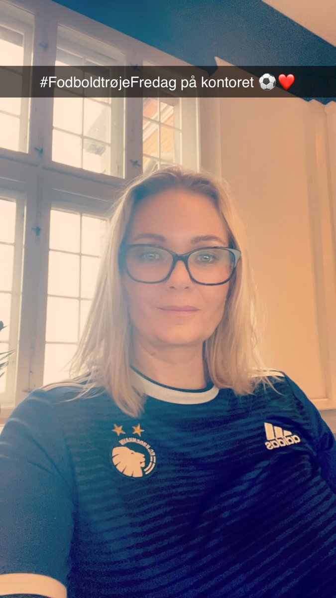 #fodboldtrøjefredag