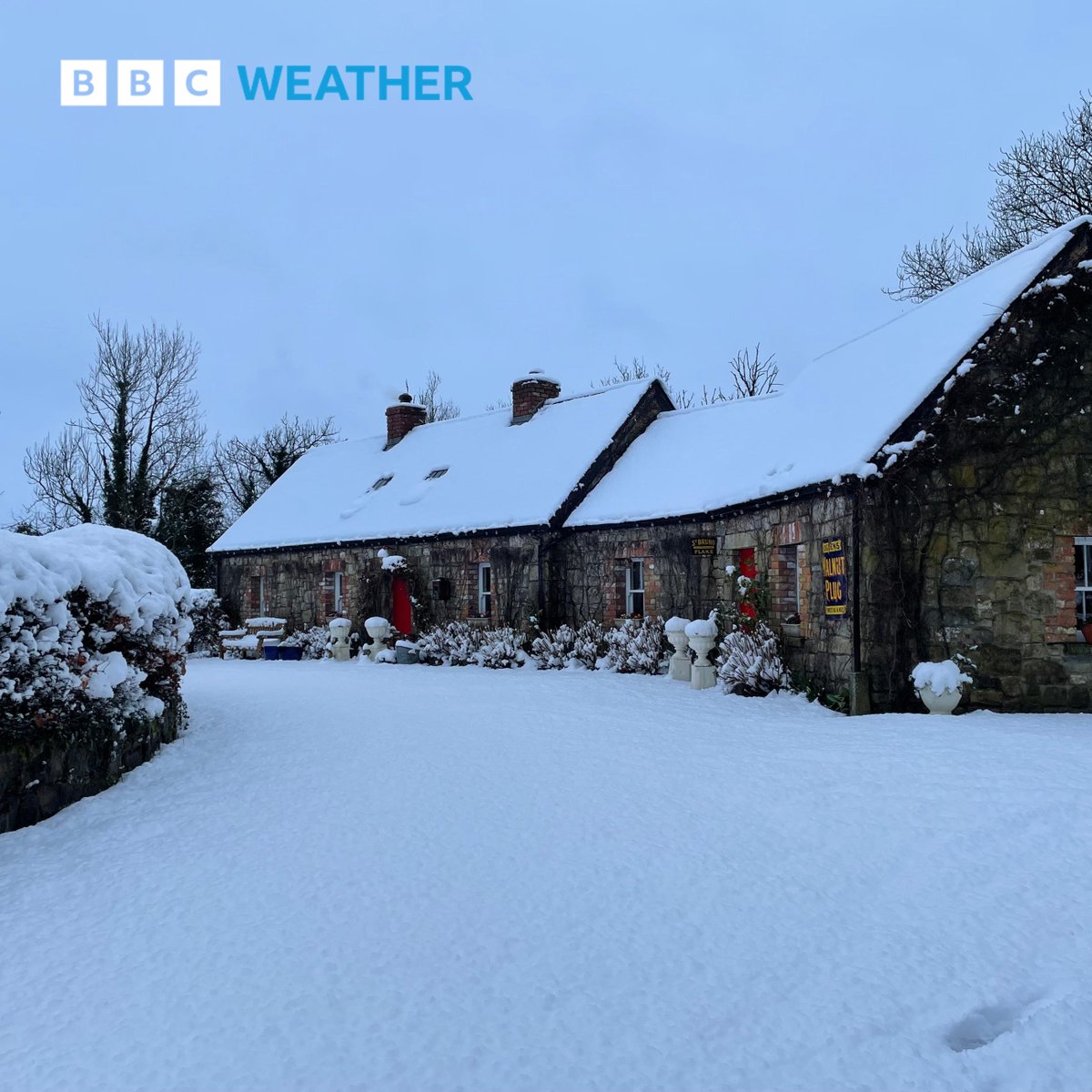 bbcweather's tweet image. First day of spring you say? 🌼❄️

#StDavidsDay #MeteorologicalSpring #UKSnow

📍Cardigan, Ceredigion. Vicky
📍Derrylin, Fermanagh &amp;amp; Omagh. FermanaghForecaster
📍Leek, Staffordshire. Videoman