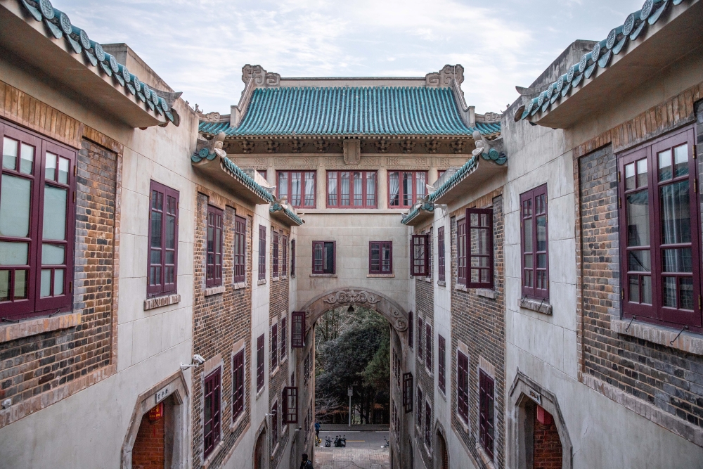 🎓The Hongyi Postdoctoral Fellowship at #WHU is now open for application!

💪We offer research support, education subsidies, housing and medical coverage aside from a salary package.

‼️Submit your application before the end of September.

For more info:
brnw.ch/21wHsNk