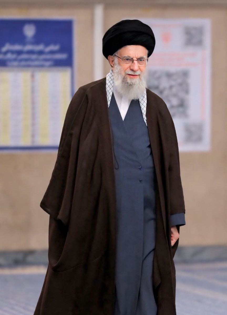 ياراس العز وتاج الفخر ياعلي خامنئي