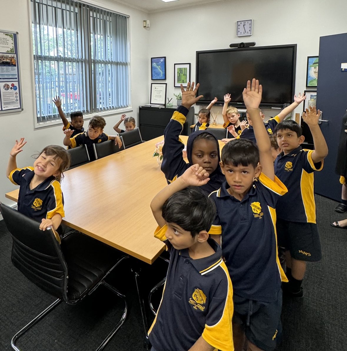 McCallums Hill PS (@mccallumshillps) on Twitter photo KS visited Ms Markovski today. So many students put their hand up when she asked them if they want to be a Principal one day. MHPS has many future Principals in the making! @clintjwhite <a href="/dizdarm/">Murat Dizdar</a> KS visited Ms Markovski today. So many students put their hand up when she asked them if they want to be a Principal one day. MHPS has many future Principals in the making! @clintjwhite <a href="/dizdarm/">Murat Dizdar</a>