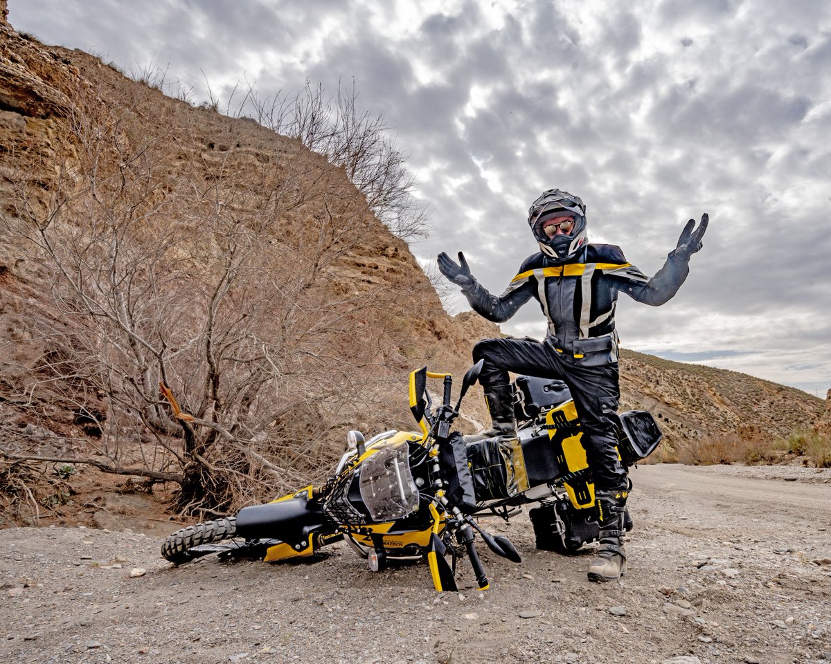 UPS❕ I did it again 🤷🏼‍♂️

DE: Nicht perfekt, aber einzigartig 😉 Wir wünschen Euch ein schönes Wochenende ✌🏼
Was hast du so vor❓
#touratech #madeitforadventure #happyweekend #letshavesomefun