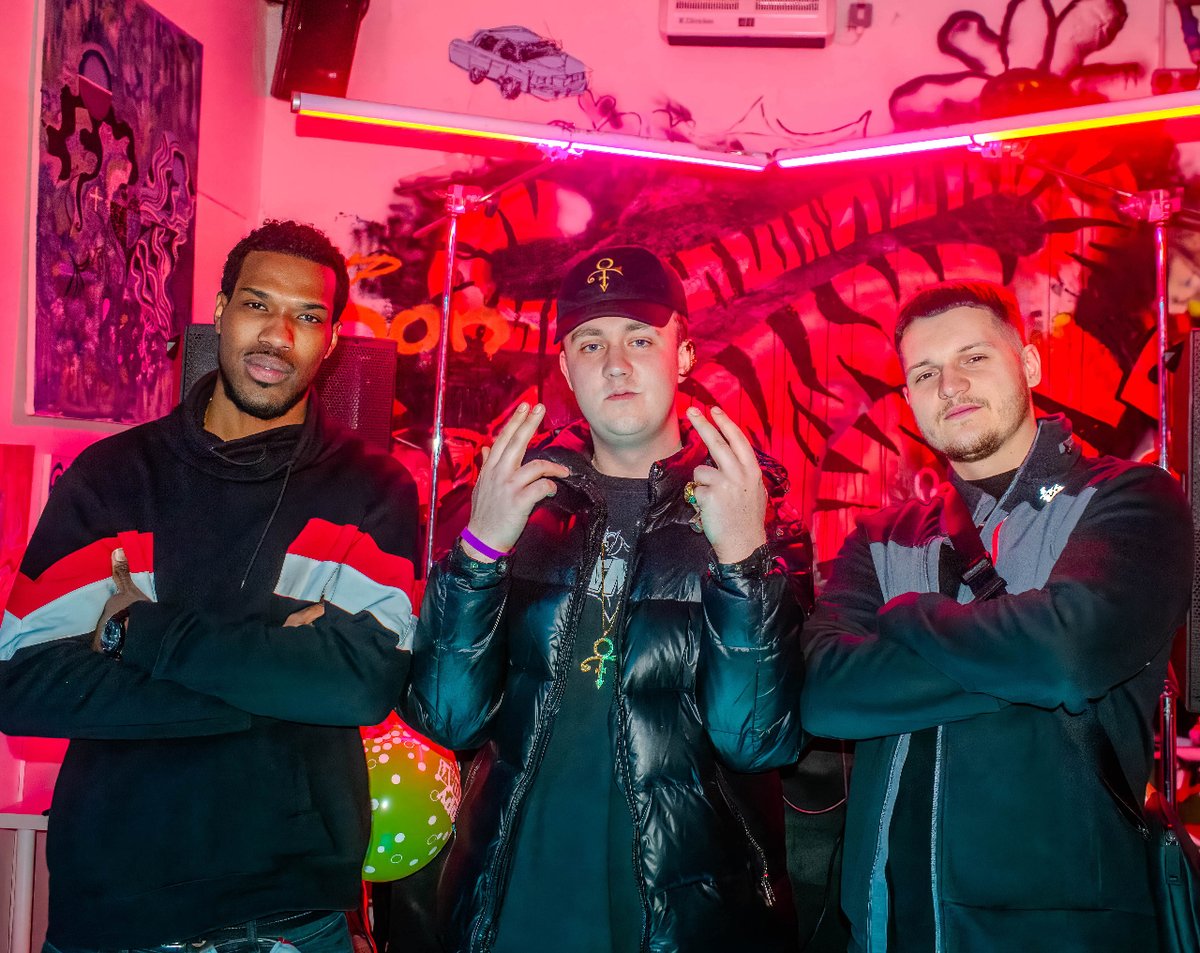 Clarkyofficial_'s tweet photo. What a night! Connecting with some incredible people at the Don't Flop after party.  From fellow artists to music goers. Big shoutout to everyone who came through, sharing the appreciation for music and culture! #DontFlop #Networking #MusicCommunity #Clarky #ArtistLife #Grime https://t.co/HvBBDqPedw
