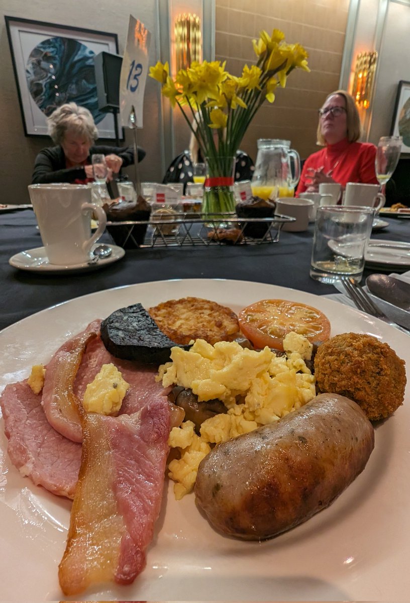 An early start this morning to support the smooth running of the St David's Day Breakfast <a href="/HiltonCardiff/">Hilton Cardiff</a> Welsh choir, Welsh breakfast, plenty of lovely Welsh company and of course...Welshcakes!  #HappyStDavidsDay #Cardiff #StDavidsDay #eventprofs