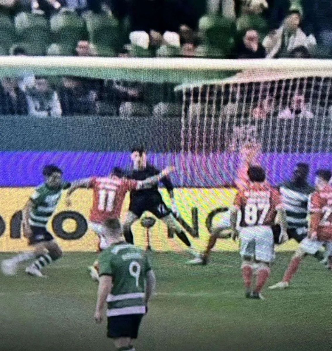 Acordei e não encontrei a obstrução à visão do Israel …