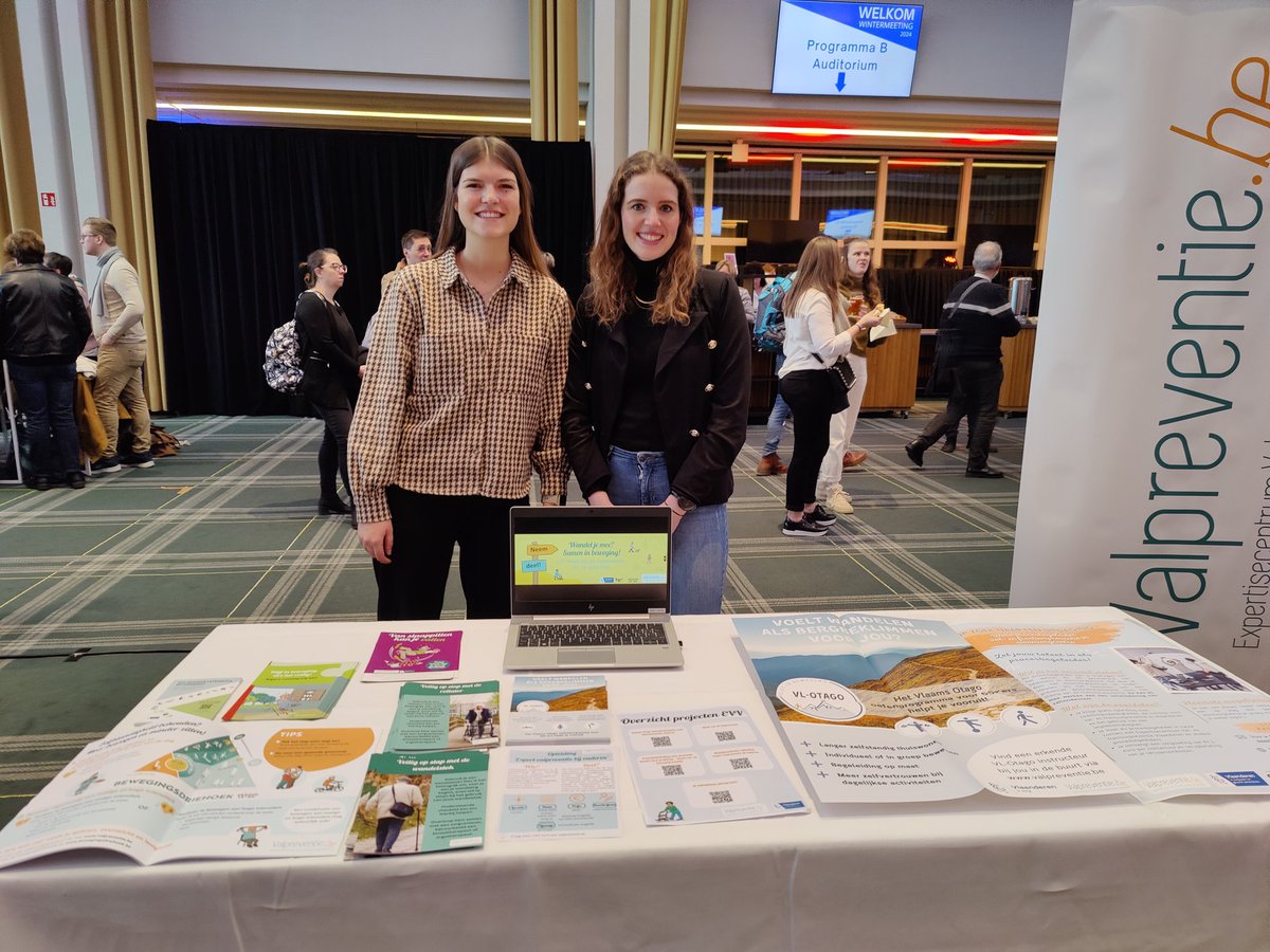 valpreventie (@valpreventie_be) on Twitter photo Vandaag bemannen wij een infostand op de Wintermeeting van de Belgian Society for Gerontology and Geriatrics om val- en fractuurpreventie extra in de kijker te plaatsen. Iedereen welkom in het Kursaal Oostende! <a href="/KoenMilisen/">Koen Milisen</a> <a href="/EllenVlaeyen/">EllenVlaeyen</a> Vandaag bemannen wij een infostand op de Wintermeeting van de Belgian Society for Gerontology and Geriatrics om val- en fractuurpreventie extra in de kijker te plaatsen. Iedereen welkom in het Kursaal Oostende! <a href="/KoenMilisen/">Koen Milisen</a> <a href="/EllenVlaeyen/">EllenVlaeyen</a>