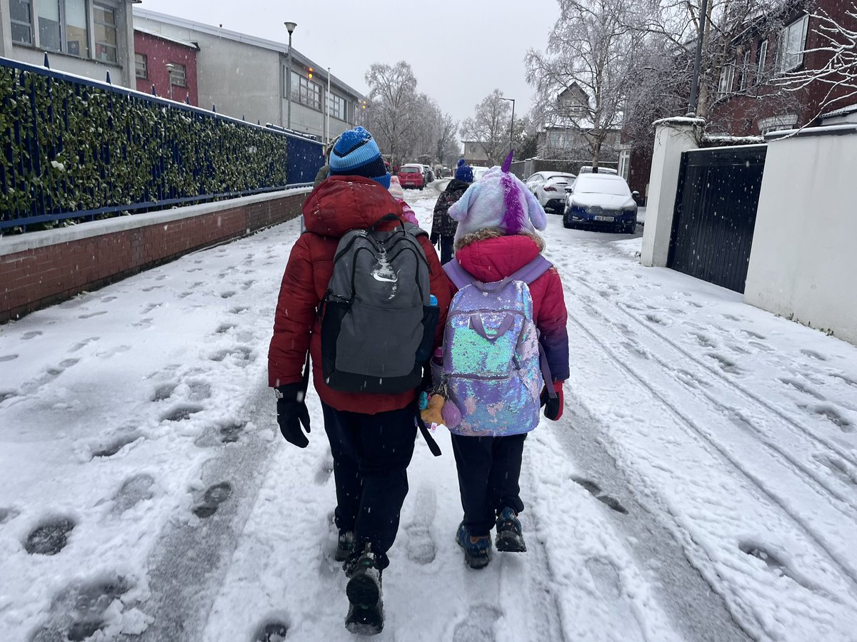 Snow in Clontarf in north Dublin is a rare sight. Poolbeg towers barely visible across Dublin bay. Trek to school slow and slushy and filled with snowballs @rtenews