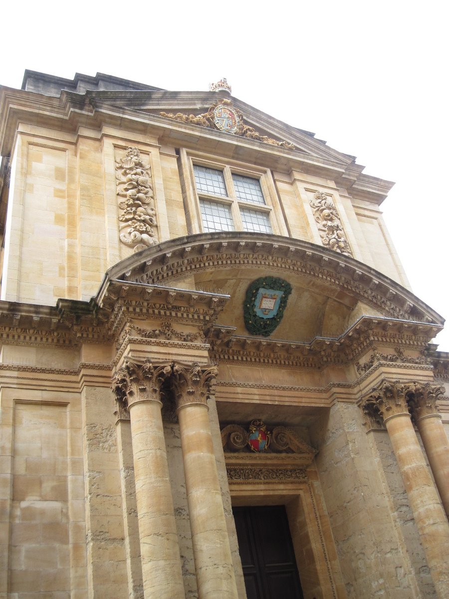 Happy 100th birthday to the History of Science Museum in Oxford. Housed in the original Ashmolean Museum building, it contains such treasures as an original penicillin culture from 1941, Einstein's blackboard and Lewis Carroll's photo equipment. And this is just a side doorway!