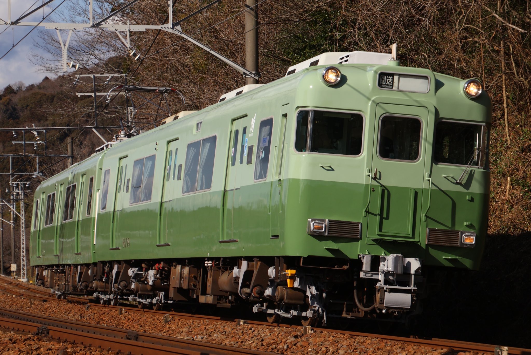抹茶色　名鉄6000 名鉄】「西尾の抹茶」PR系統板取り付け開始 |2nd-train鉄道ニュース