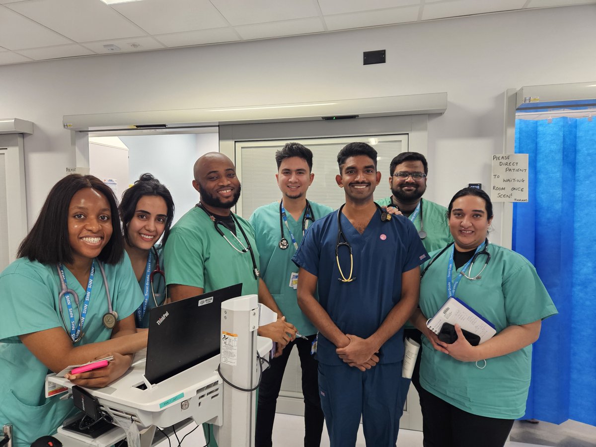 Thank you @krizun for this photo of @LivHospitals emergency department staff Chioma Onuh (Nigeria), Sherihan Gamal (Egypt), Ebenezer Durojaye (Nigeria), Krizun Loganathan (Malaysia), Syed Faizal (India), Arpan Bhandari (Nepal) and Iram Arshad (Pakistan) #OverseasNHSWorkersDay