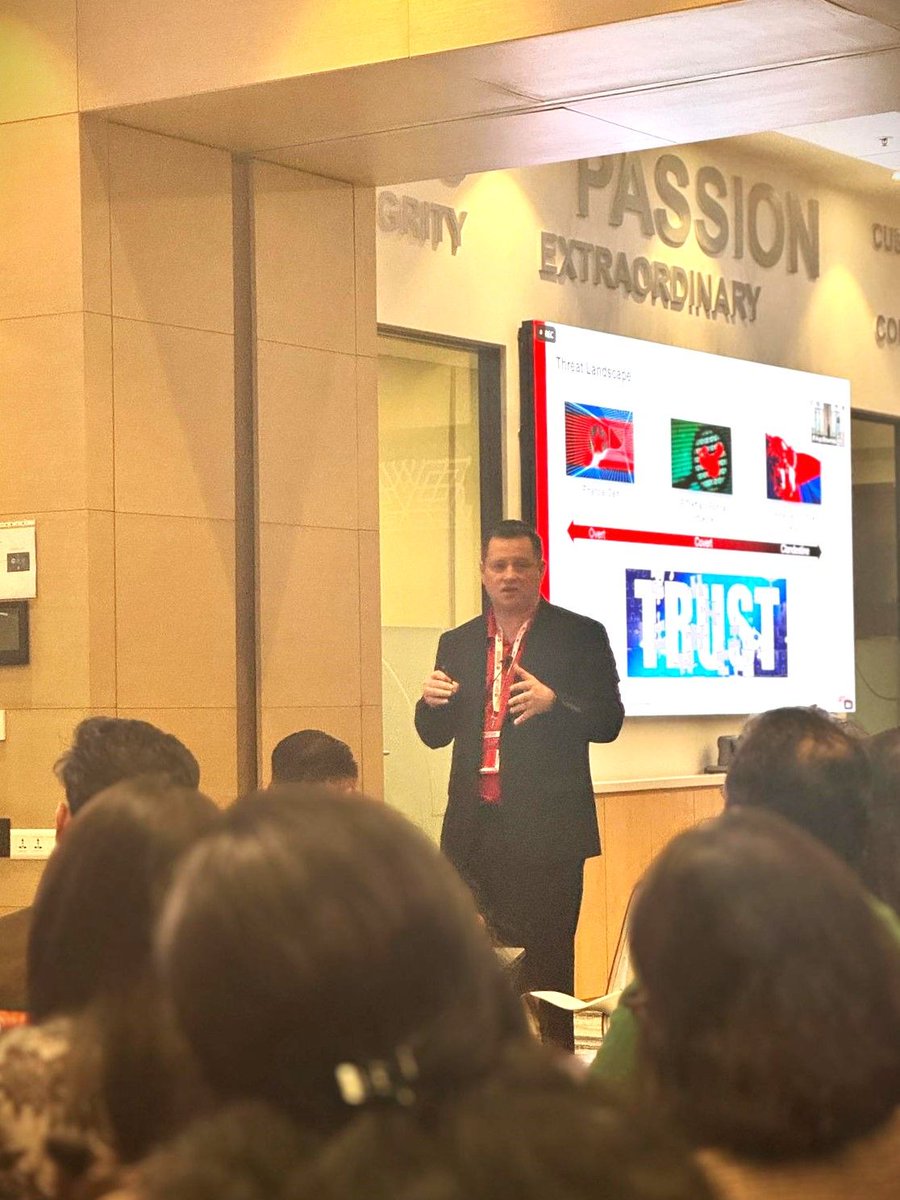 CienaIndia's tweet image. 175 of our team members came together in India to discuss the latest #CyberSecurity trends, #CodeDevelopment, #ProductSecurity, regulatory changes, and how we can continue to serve our customers. It was great to see teams from across the globe come together.

#CienaLife #Culture
