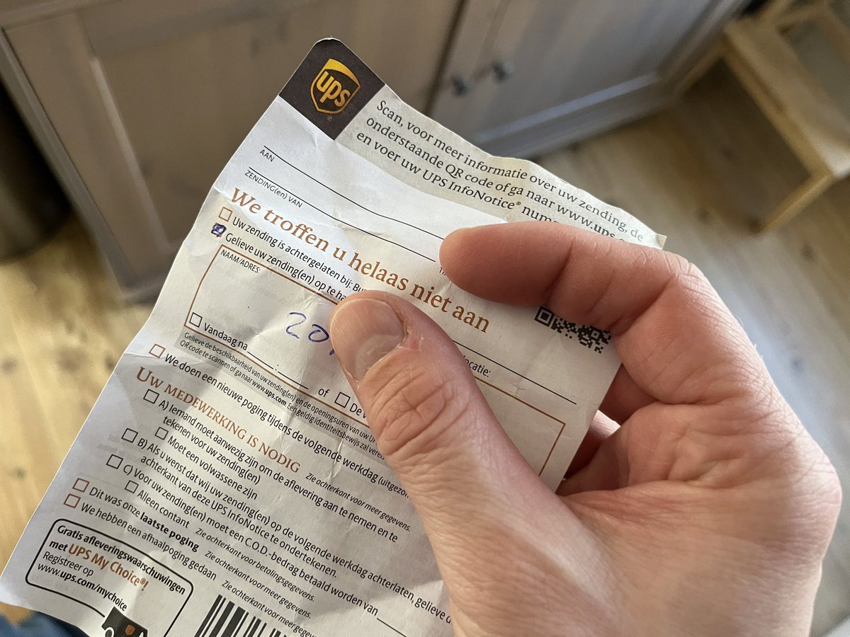 piekhaar's tweet photo. Bullshit @UPS (@UPS_Netherlands), ik ben gewoon thuis! https://t.co/Lt0iIFAMzZ