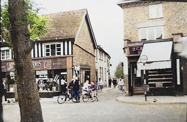 We're starting the week by taking a look back at some of our favourite shots of Solihull.

Leave our brilliant town some love in the replies!

📸 @solihullupdates

#Solihull