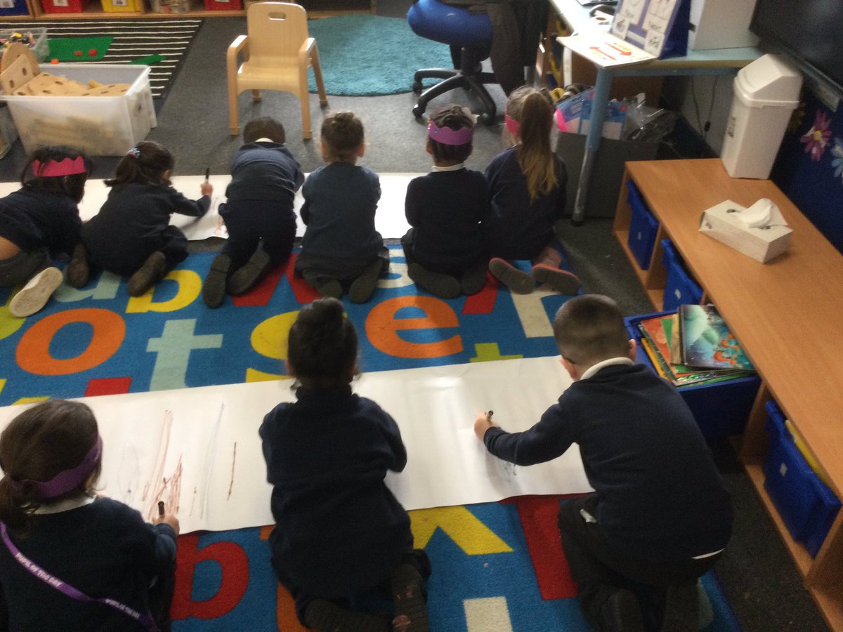 Nursery have begun the second part to wiggle before you squiggle called squiggle whilst you wiggle. They did an amazing job! #squiggle #prewriting #markmaking #letterformation