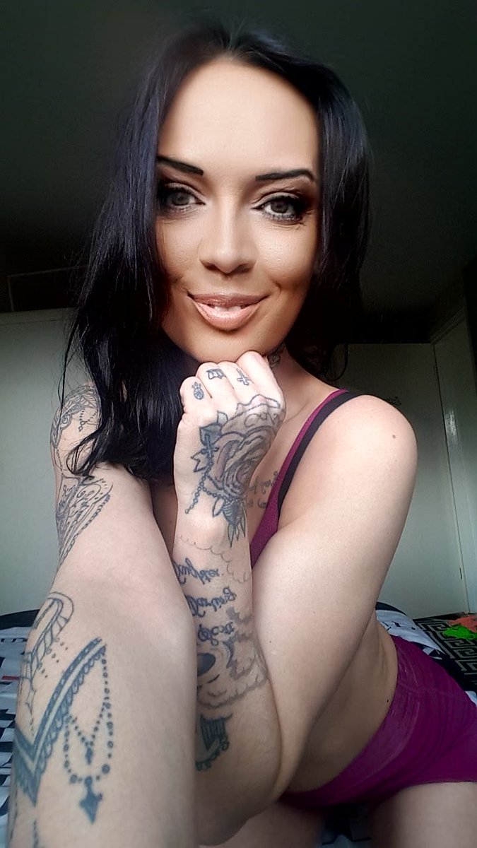 Toni32182710286's tweet photo. Hiya Im available for meets today Notice needed depending on your location.

😘😘😘😘😘😘
 
https://t.co/fYwTQPf0F3 https://t.co/UwLb1pMKHI