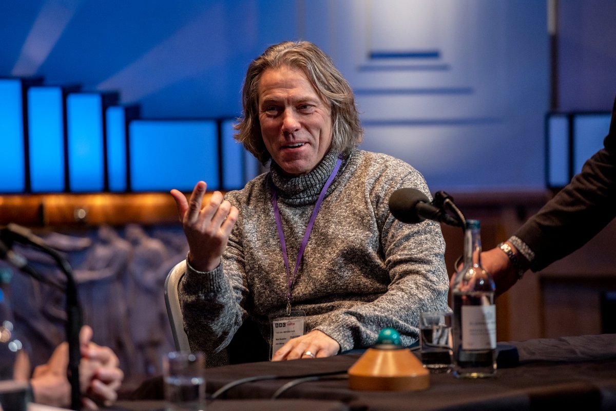 Asteroids! We don't have Bruce Willis to save us but we do have @JohnBishop100 plus some actual scientists with @ProfBrianCox @robinince. Listen @7:15 pm tmrw @BBCradio4 or @BBCsounds now, to hear about the amazing space missions cosying up to asteroids. bbc.co.uk/programmes/p0h…