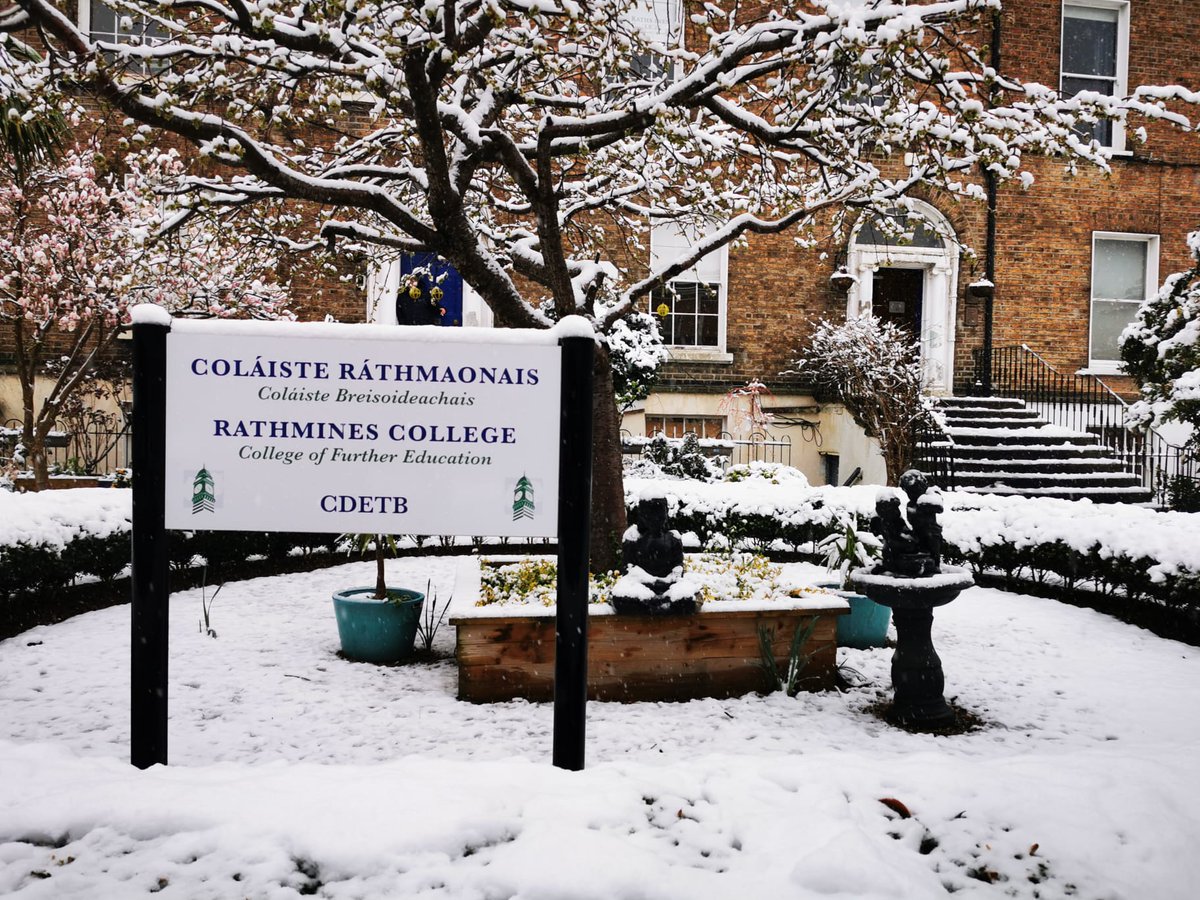 @RathminesCFE Leinster Rd building in the snow #snowday #snow ☃️