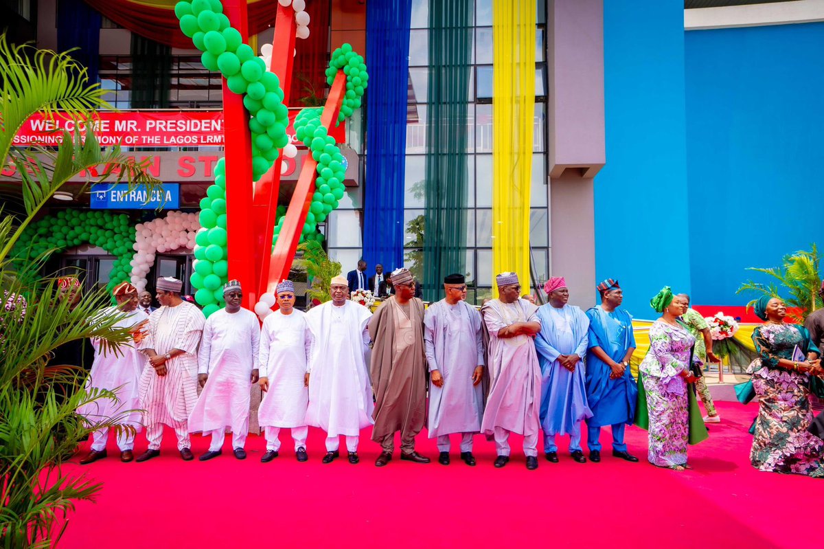 Alpha_Yom's tweet photo. @dabiodunMFR was with fellow governors to celebrate with @jidesanwoolu at the #LagosRedLine launch.

The train goes from Oyingbo and stops at Agbado in Ogun state; a great relief for those that ply the roads.

Plans to extend it beyond Agbado is in motion by @followlasg and @OGSG_Official